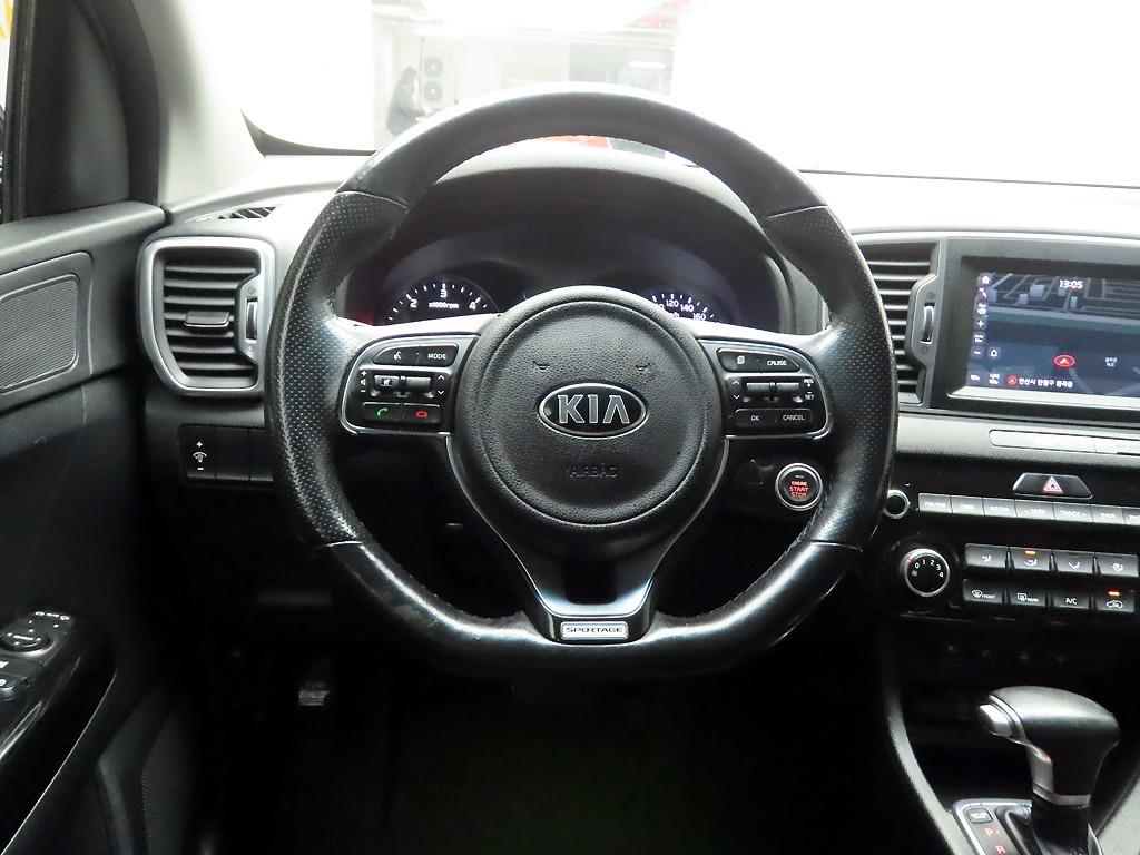 KIA Sportage - Vista 8