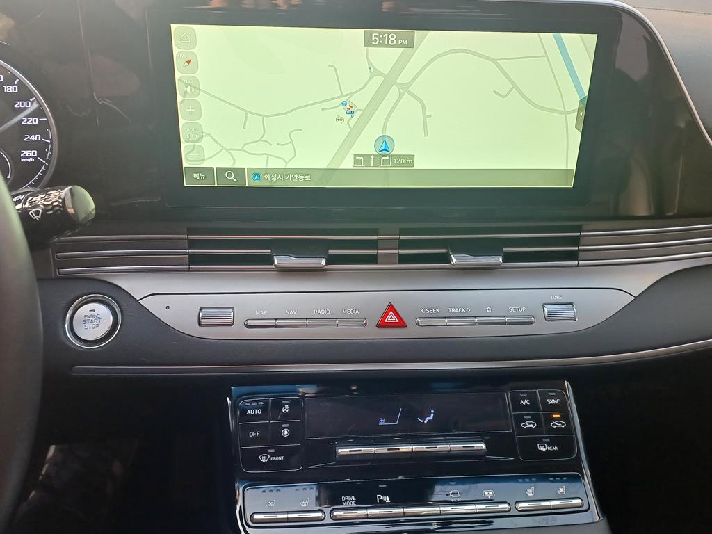 HYUNDAI Grandeur - Vista 10