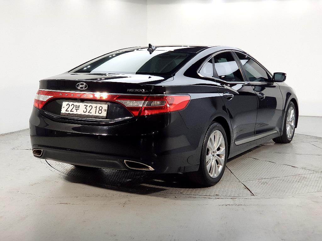 HYUNDAI Grandeur - Vista 4