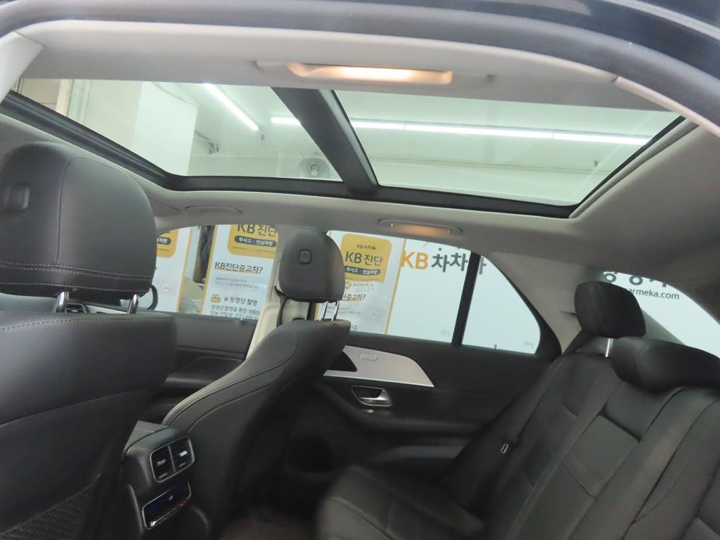 Mercedes Benz GLE Class 2021 Negro - Importación desde Corea - HF Imports Iquique - Foto 17