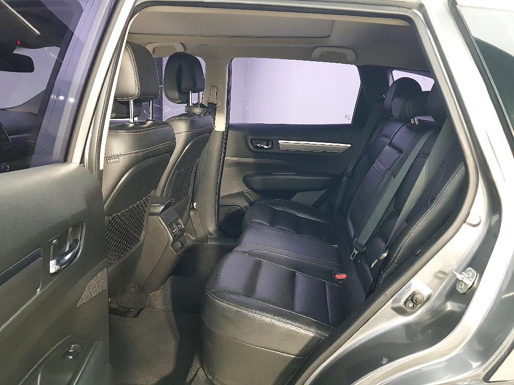 SAMSUNG QM6 - Vista 9