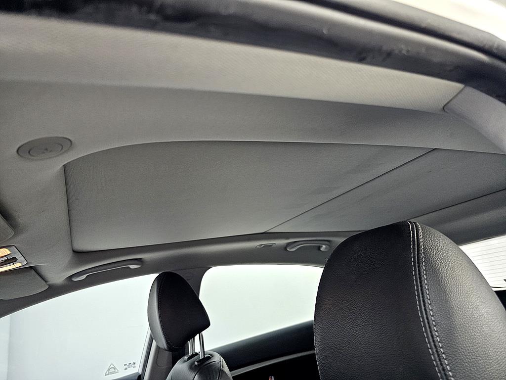 HYUNDAI i30 - Vista 12