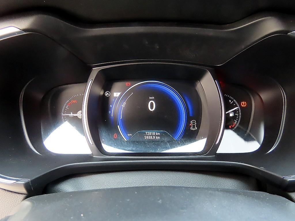 SAMSUNG QM6 - Vista 9