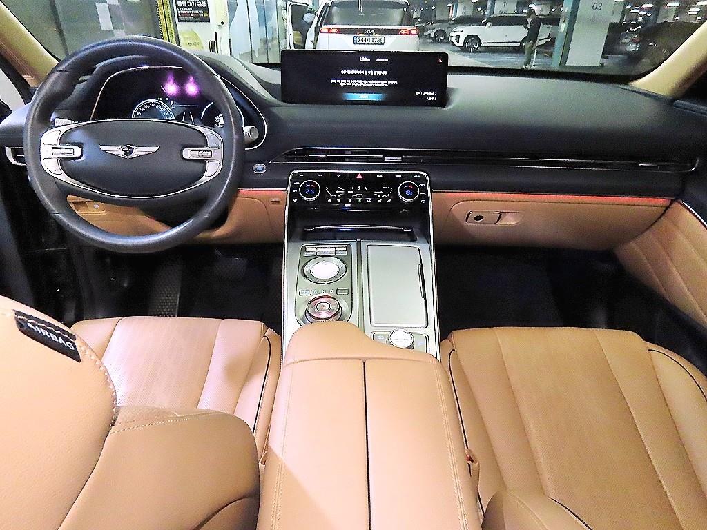 Genesis GV80 - Vista 10