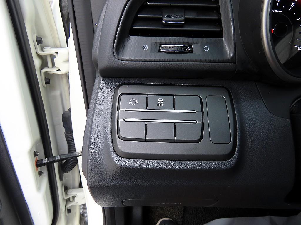 Ssangyong Tivoli - Vista 12