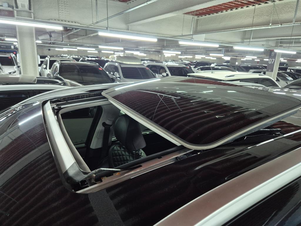 HYUNDAI Palisade - Vista 5