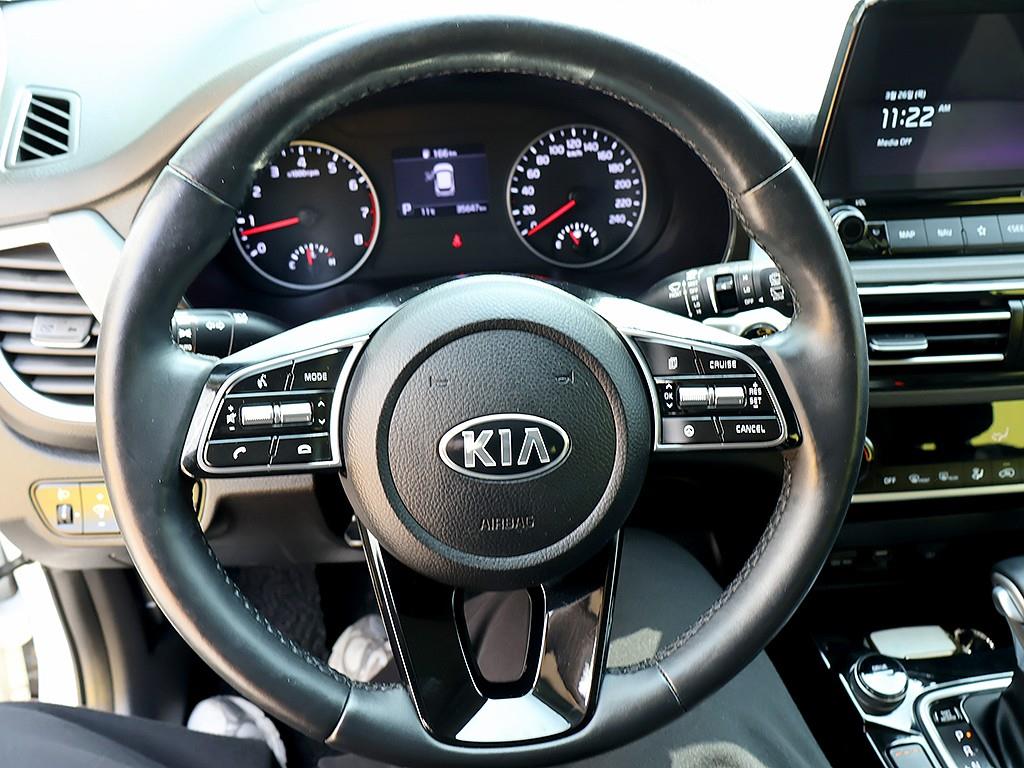 KIA Seltos 2022 Blanco - Importación desde Corea - HF Imports Iquique - Foto 8