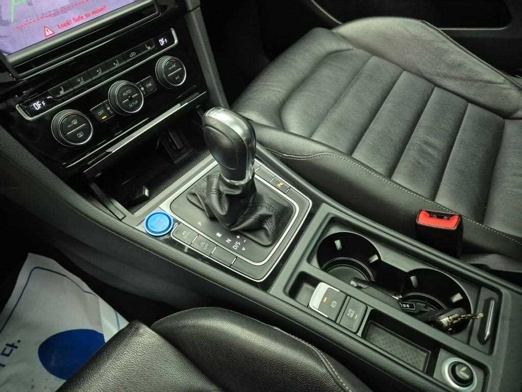 Volkswagen Golf - Vista 8