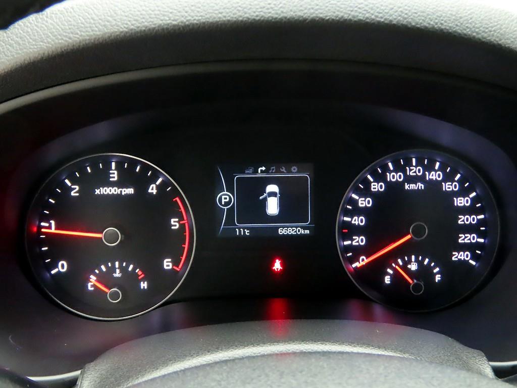 KIA Sportage - Vista 6