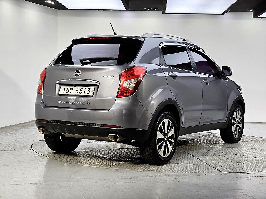 Ssangyong Korando - Vista 4