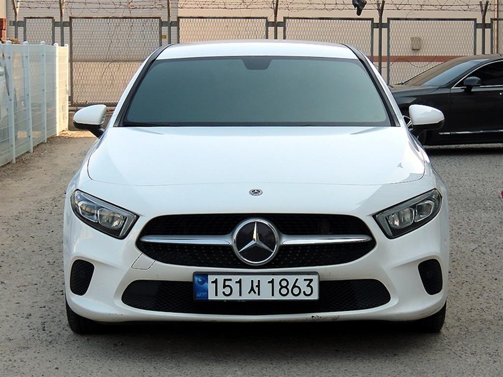 Mercedes Benz A Class 2020 Blanco - Importación desde Corea - HF Imports Iquique - Foto 1