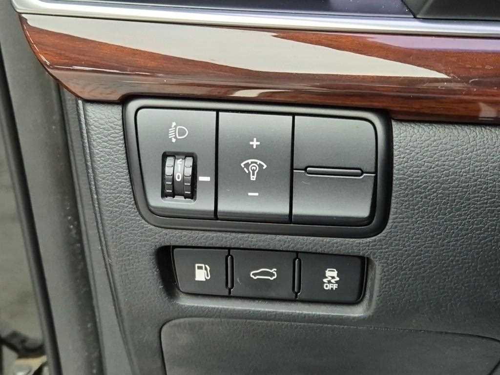 KIA K7 2016 Negro - Importación desde Corea - HF Imports Iquique - Foto 18