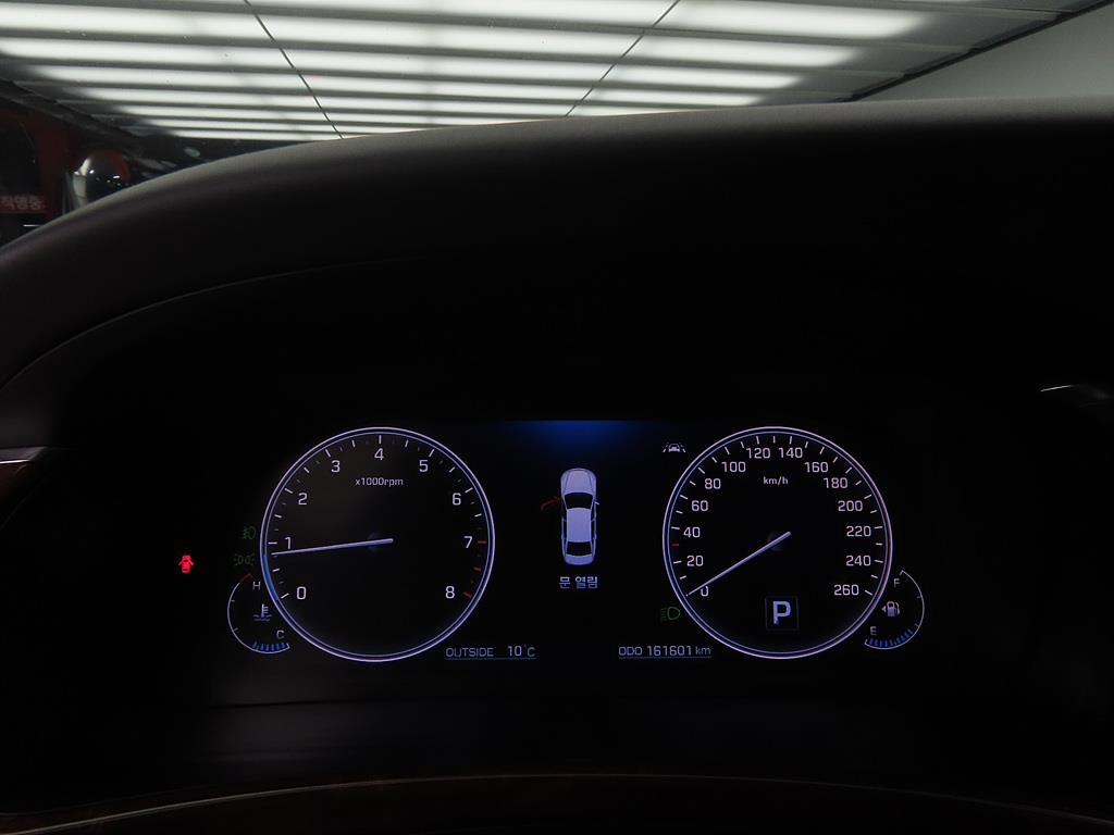 HYUNDAI Equus - Vista 9