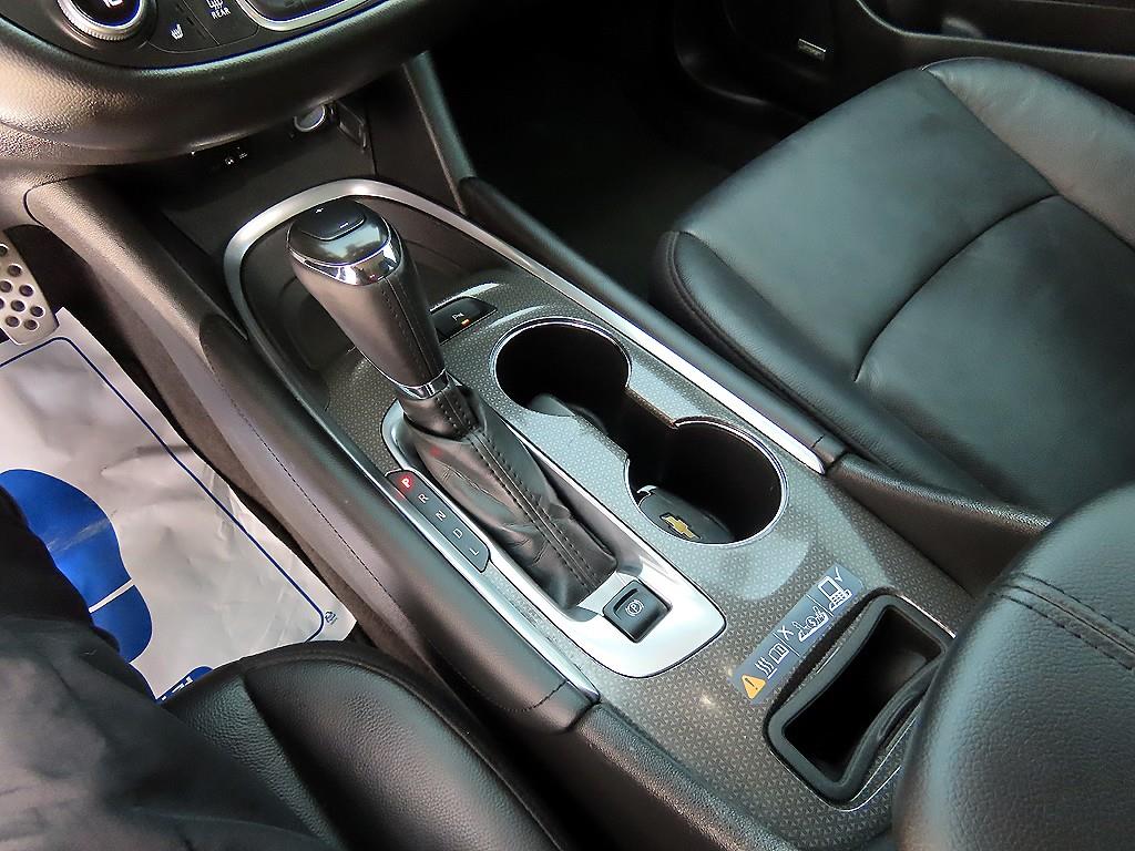 Chevrolet Malibu - Vista 10