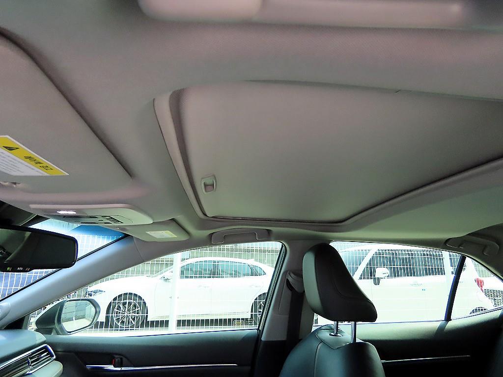 Toyota Camry 2018 Plateado - Importación desde Corea - HF Imports Iquique - Foto 18