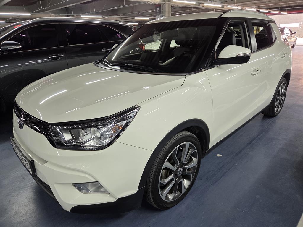 Ssangyong Tivoli 2016 Blanco - Importación desde Corea - HF Imports Iquique - Foto 1