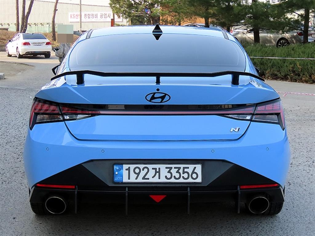 HYUNDAI Avante - Vista 4