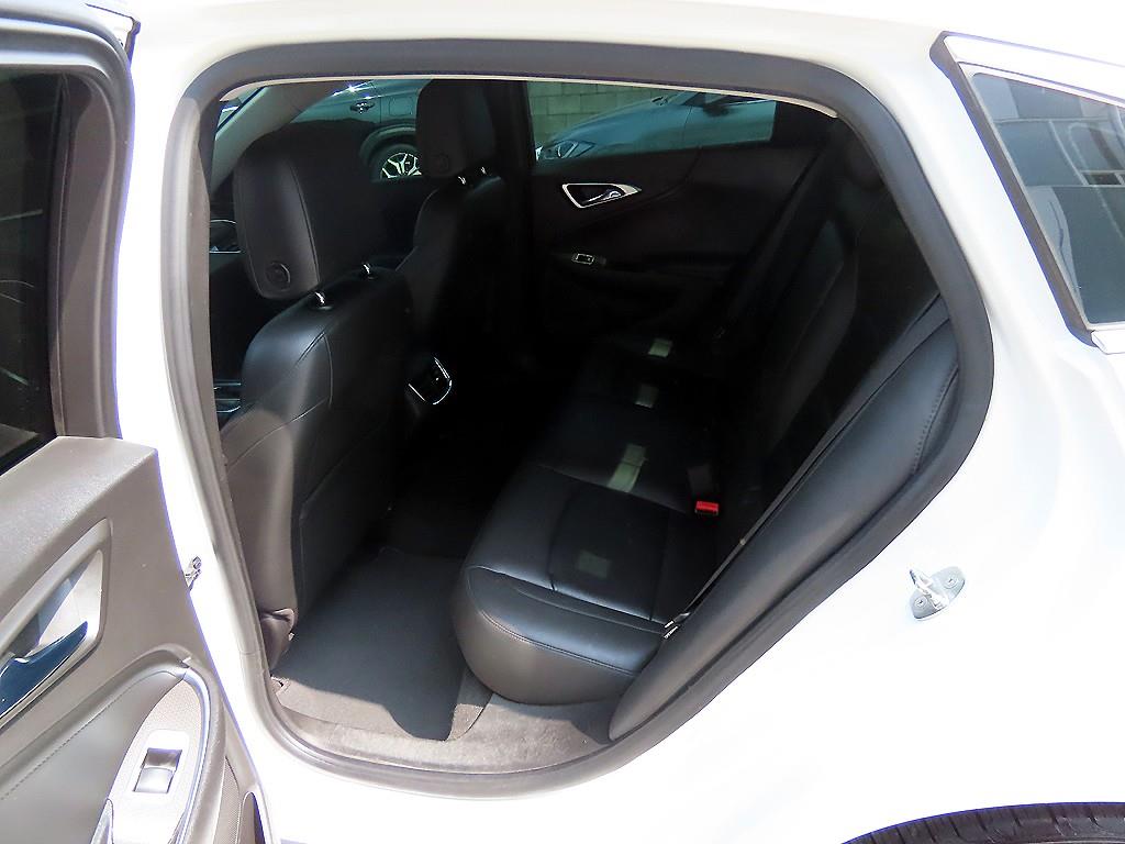 Chevrolet Malibu - Vista 6