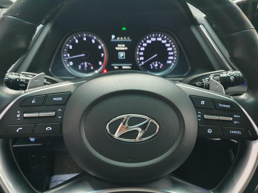 HYUNDAI Sonata - Vista 11