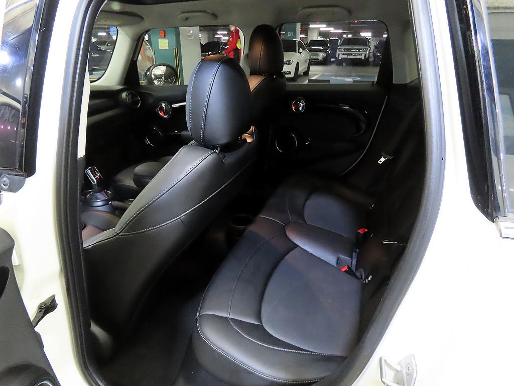 Mini Cooper - Vista 7