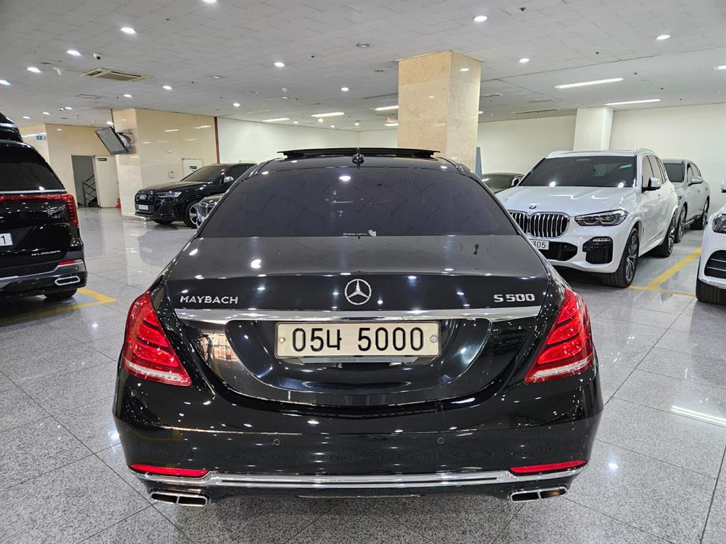 Mercedes Benz S Class - Vista 4