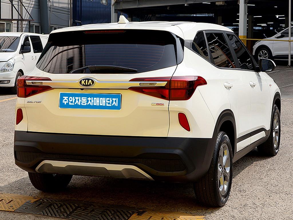 KIA Seltos - Vista 7