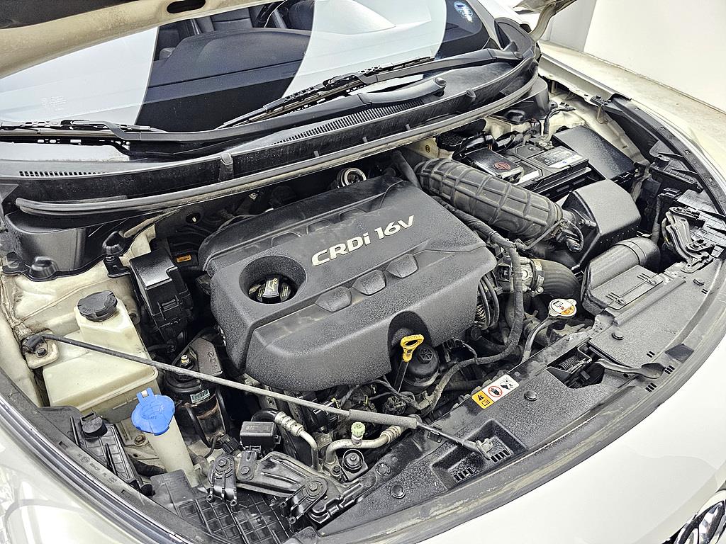 HYUNDAI i30 - Vista 6