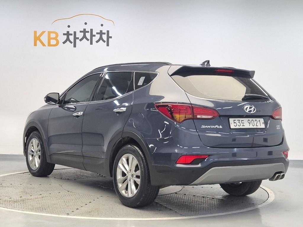 HYUNDAI Santa Fe - Vista 4