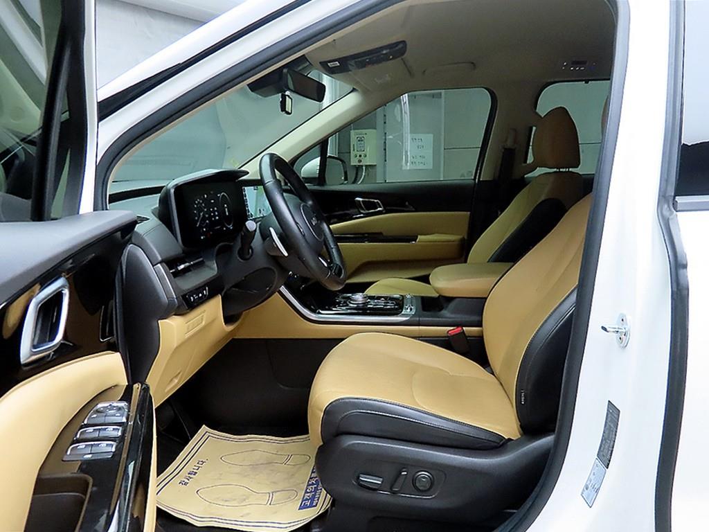 KIA Carnival - Vista 5