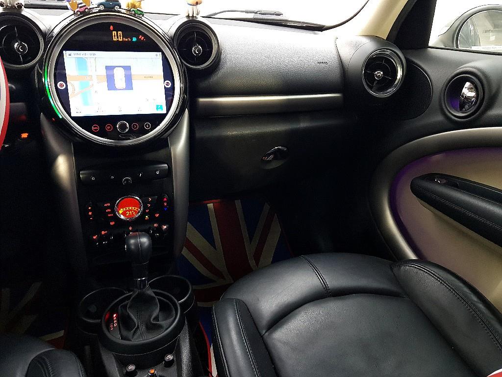 Mini Countryman - Vista 9