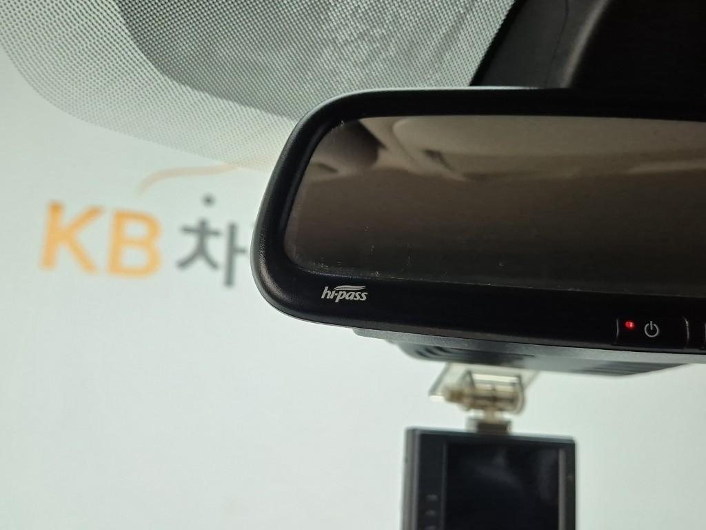 SAMSUNG QM6 - Vista 8