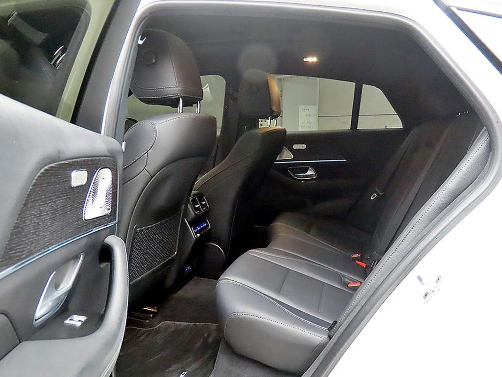 Mercedes Benz GLE Class - Vista 6