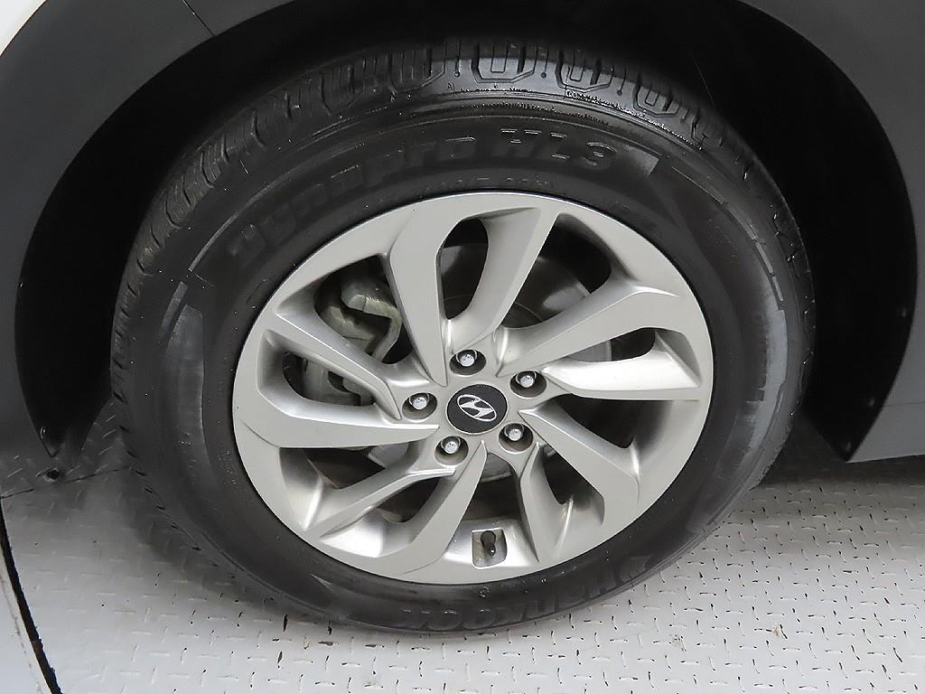 HYUNDAI Tucson - Vista 9