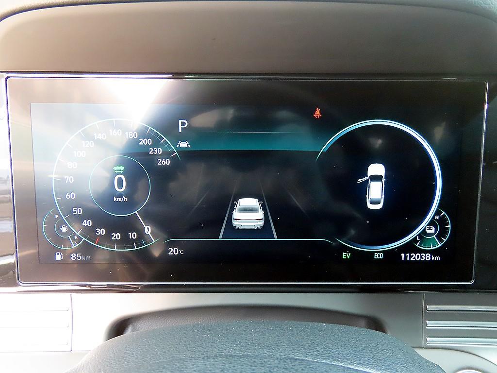 HYUNDAI Grandeur - Vista 9