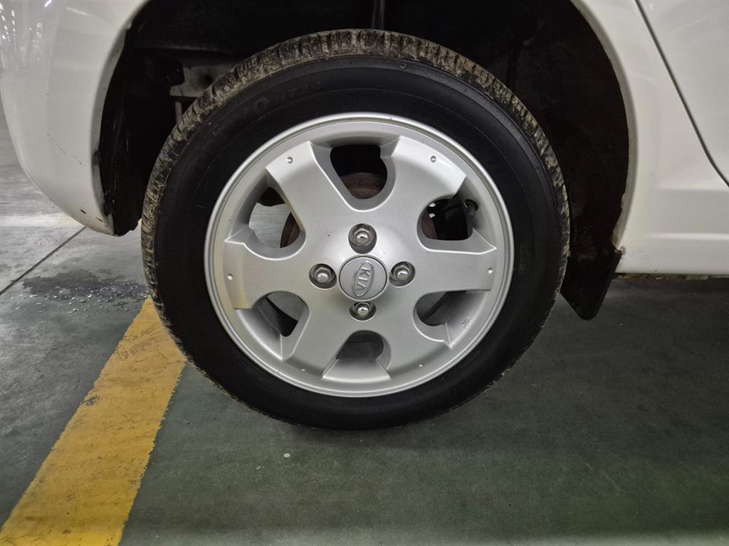 KIA Morning - Vista 8