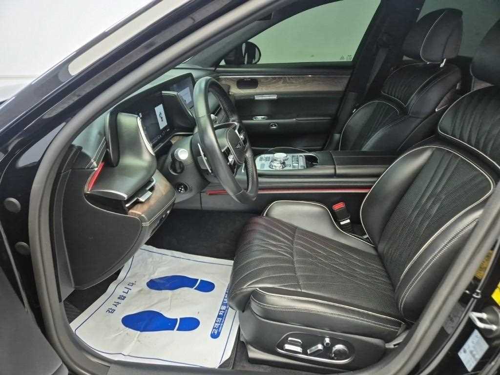 Genesis G90 - Vista 11