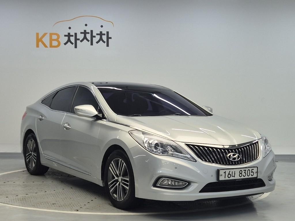 HYUNDAI Grandeur - Vista 4