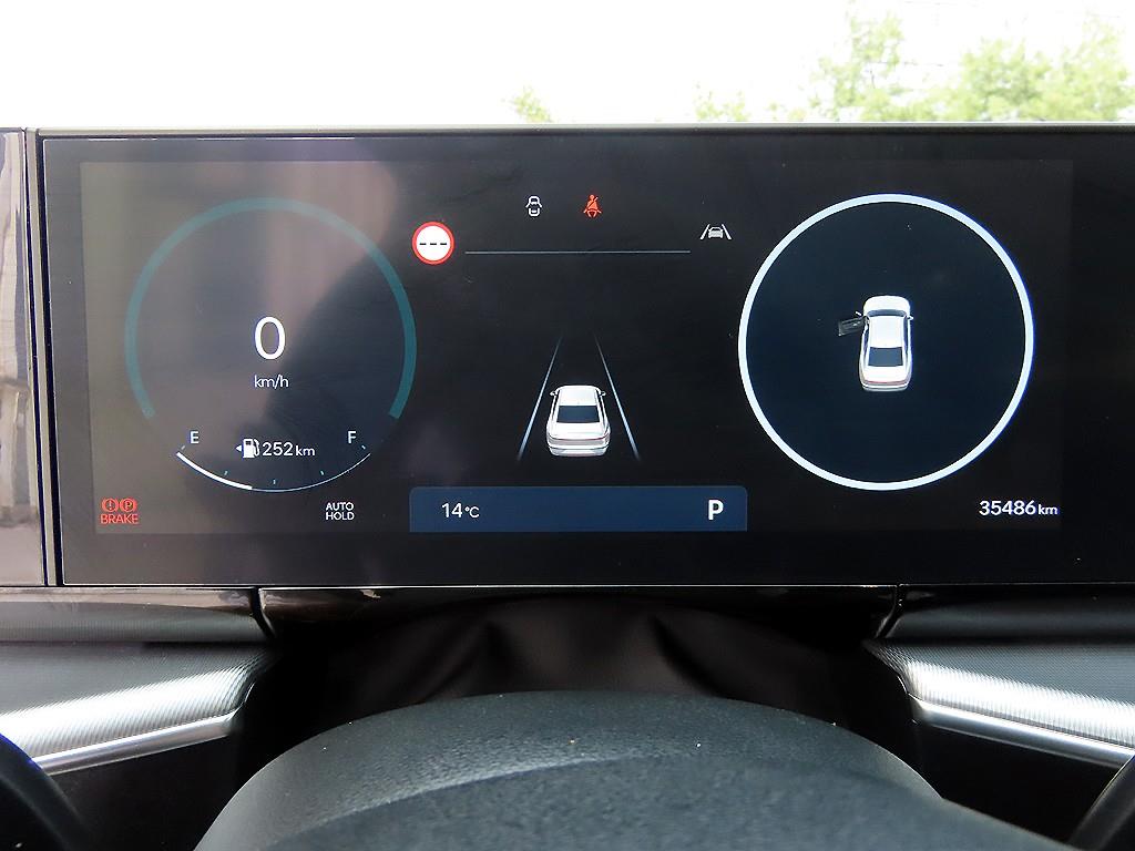 HYUNDAI Grandeur - Vista 9