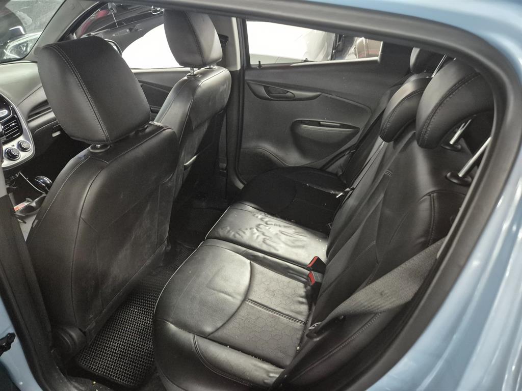 Chevrolet Spark - Vista 4