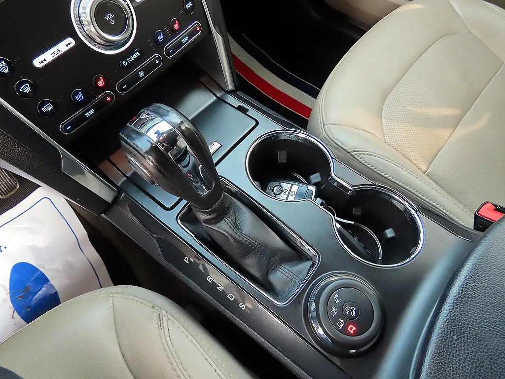 Ford Explorer - Vista 5