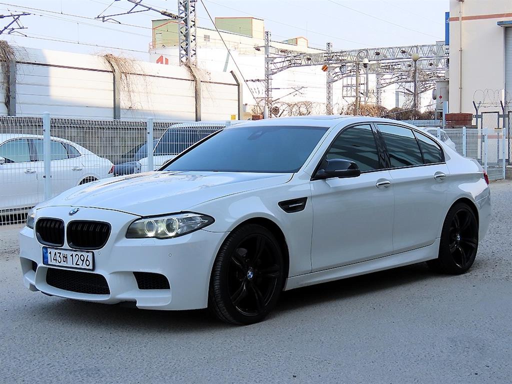 BMW 5 Series - Vista 2