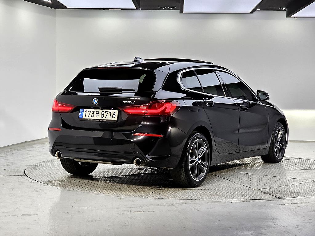 BMW 1 series - Vista 4