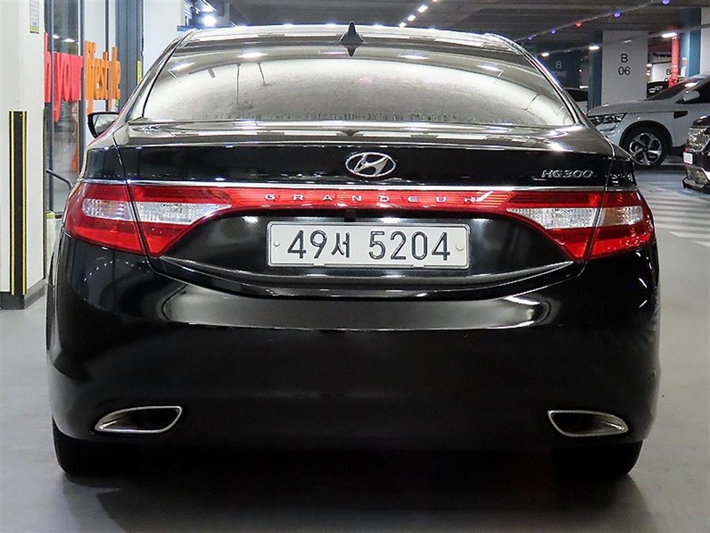 HYUNDAI Grandeur - Vista 5
