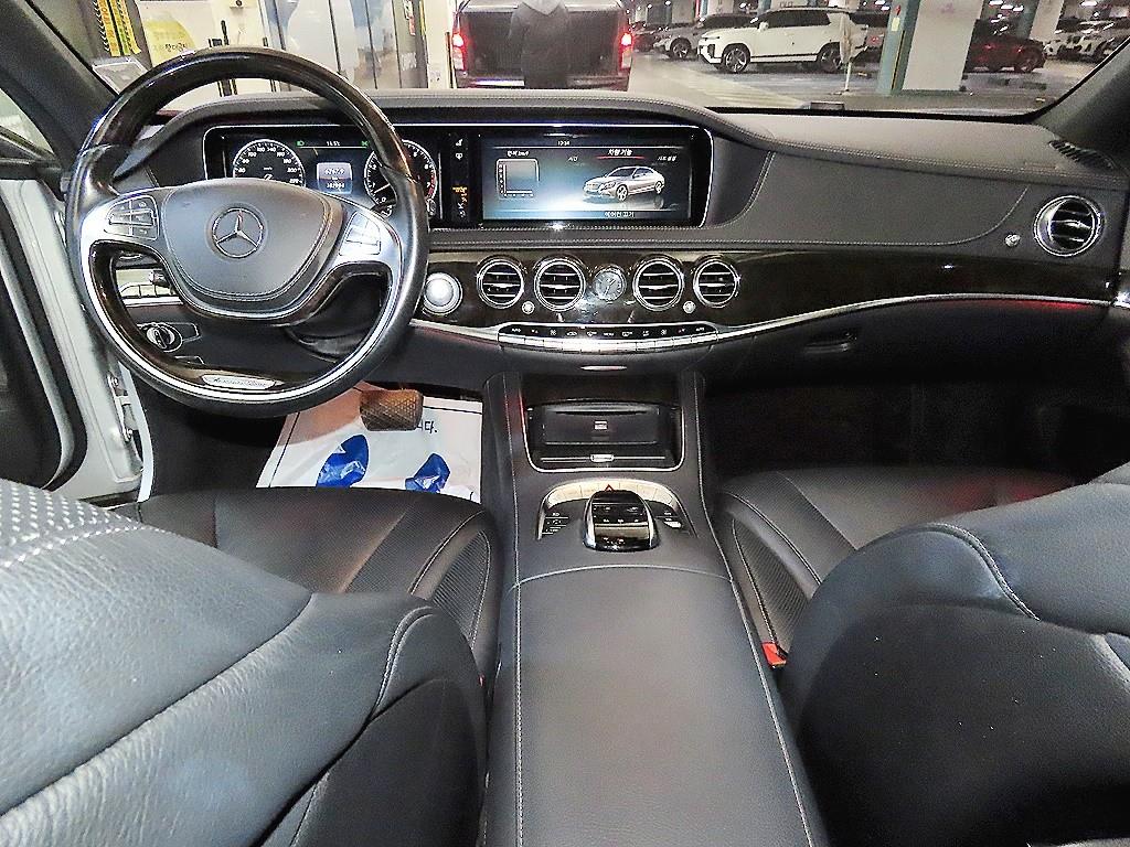 Mercedes Benz S Class - Vista 10