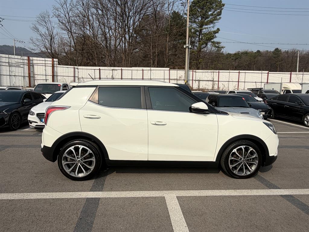 Ssangyong Tivoli - Vista 7