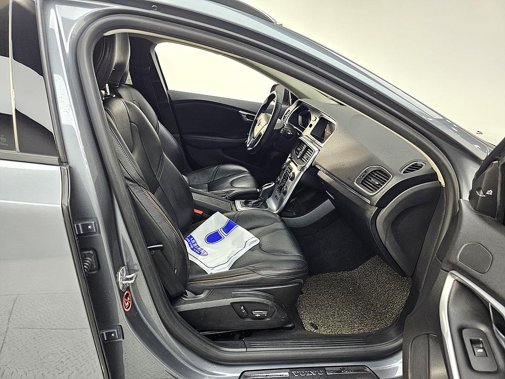 Volvo V40 - Vista 11