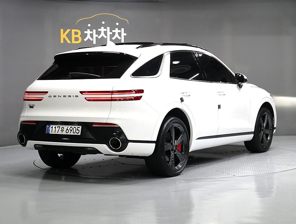 Genesis GV70 - Vista 3