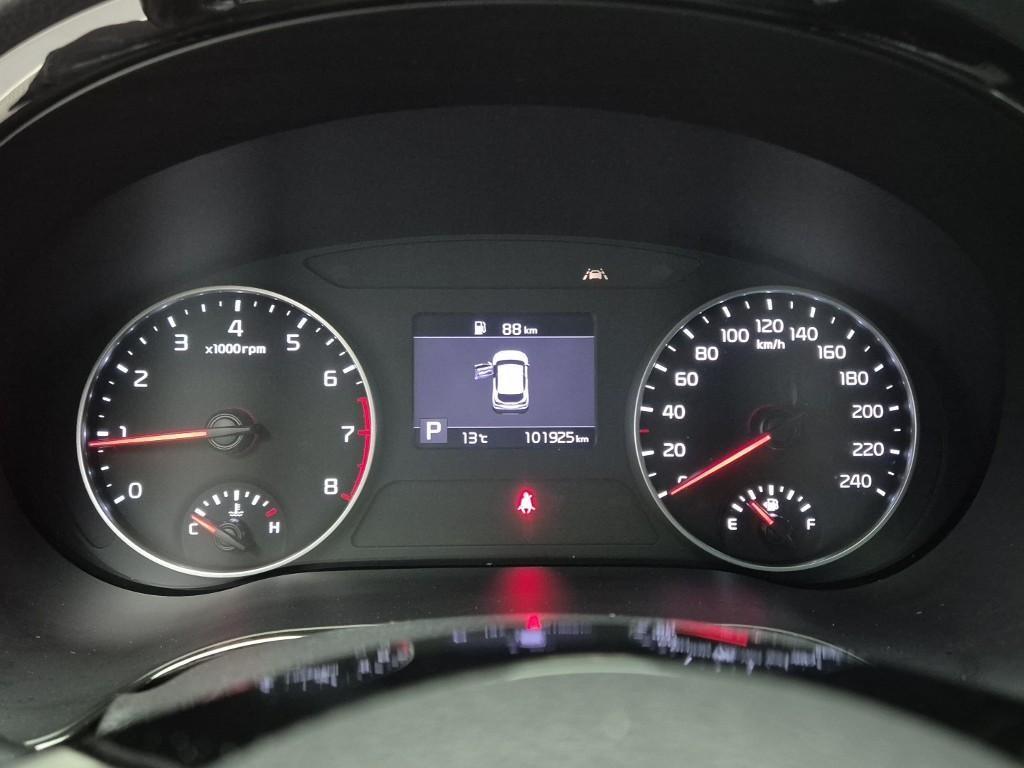 KIA Seltos - Vista 6