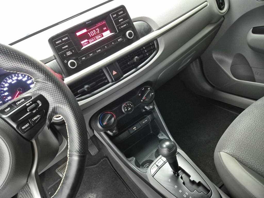 KIA Morning - Vista 10