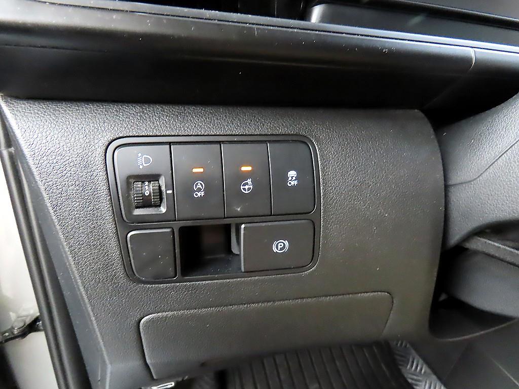 HYUNDAI Staria - Vista 12